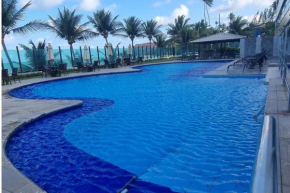 Flat beira mar com piscina
